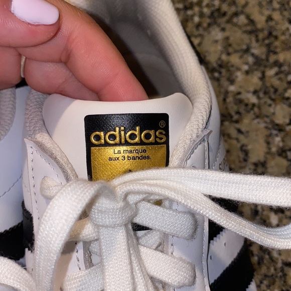 Adidas Women’s Superstar Sneakers in size 9 - Picture 12 of 13